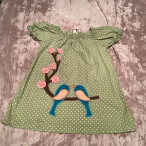 Stellybelly Green polka dot Dress w appliquéd Bird button Flower Design 2T